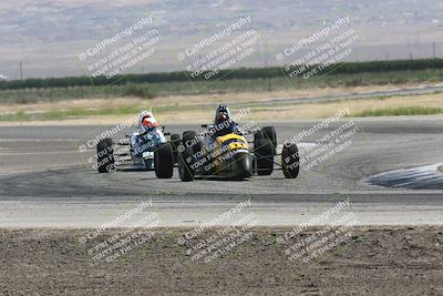 media/Jun-01-2024-CalClub SCCA (Sat) [[0aa0dc4a91]]/Group 4/Race/